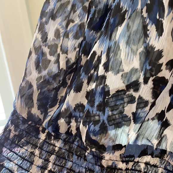 Leopard-Print Open-Back Halter - Picture 5 of 5